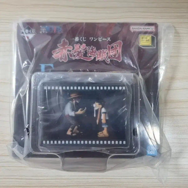 [BUNJANG] One Piece Red-Haired Pirates Ichiban Kuji Prize E (Shanks & Luffy) Figure / 원피스 빨간머리해적단 쿠지 E상(샹크스&루피)