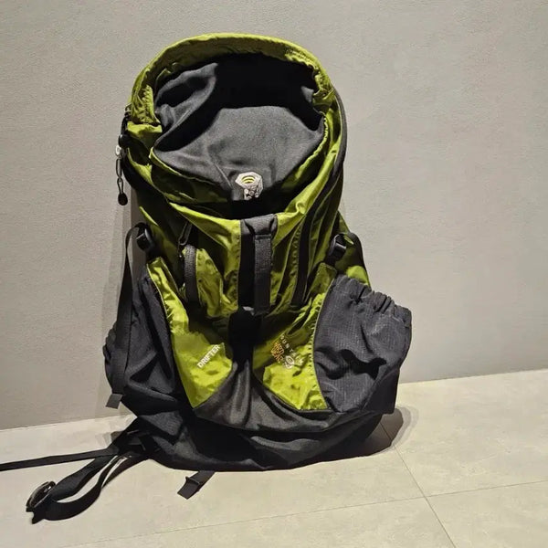 [BUNJANG] Mountain Hardwear Backpack Olive / [OS] 마운틴하드웨어 백팩 배낭 올리브