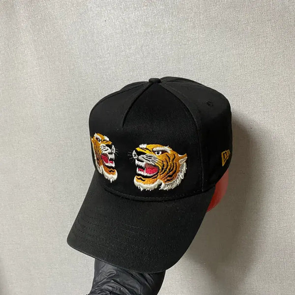 [BUNJANG] New Era Tiger Embroidery Ball Cap Black / 뉴에라 타이거 자수 볼캡 블랙