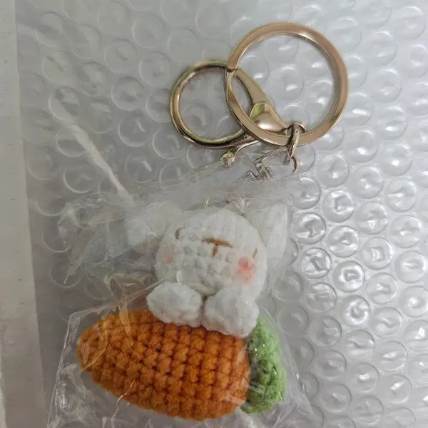 [BUNJANG] Handmade Knitted Rabbit Carrot Keyring / 뜨개 토끼 당근 키링