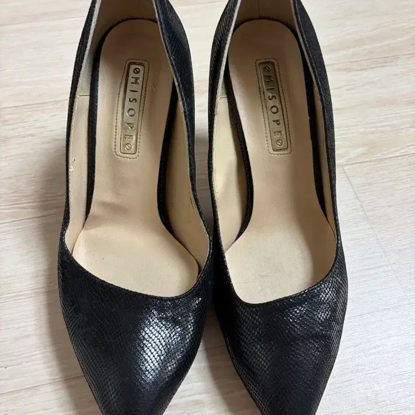 [BUNJANG] MisoPe Black Snakeskin Heel Shoes 235 / 미소페 블랙힐 235