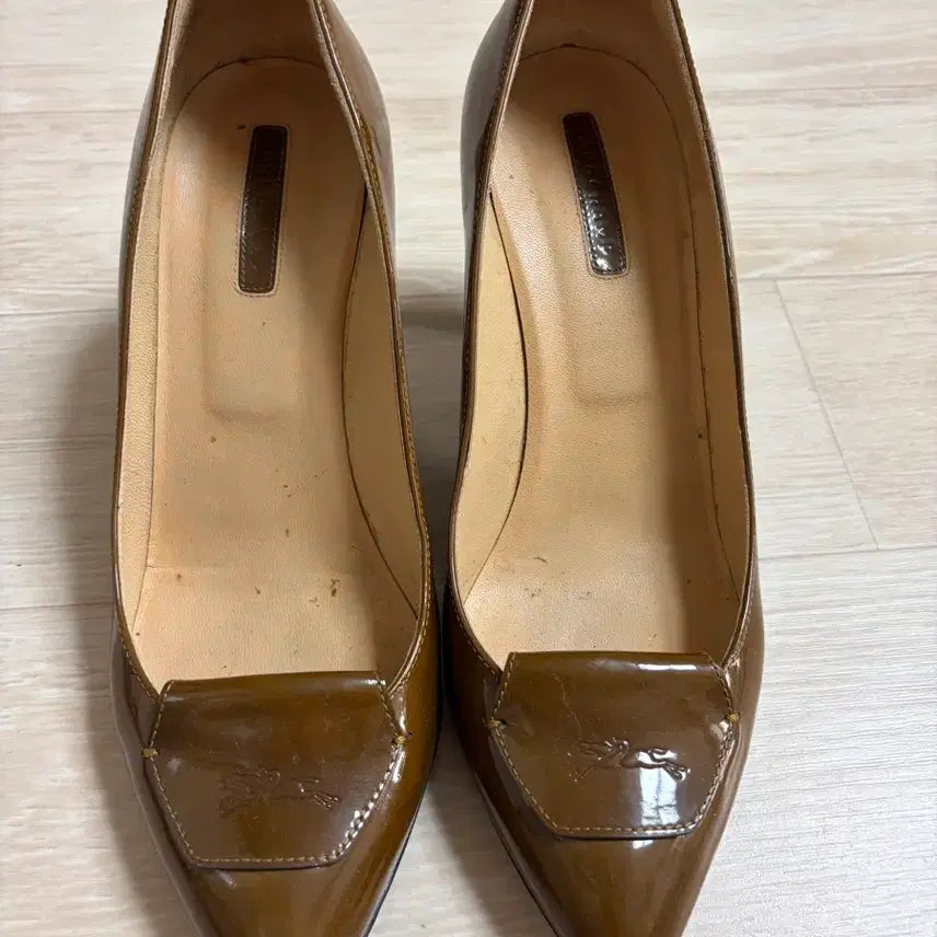 [BUNJANG] Longchamp Brownhill Enamel Pumps Size 235 / 롱샴 브라운힐 235