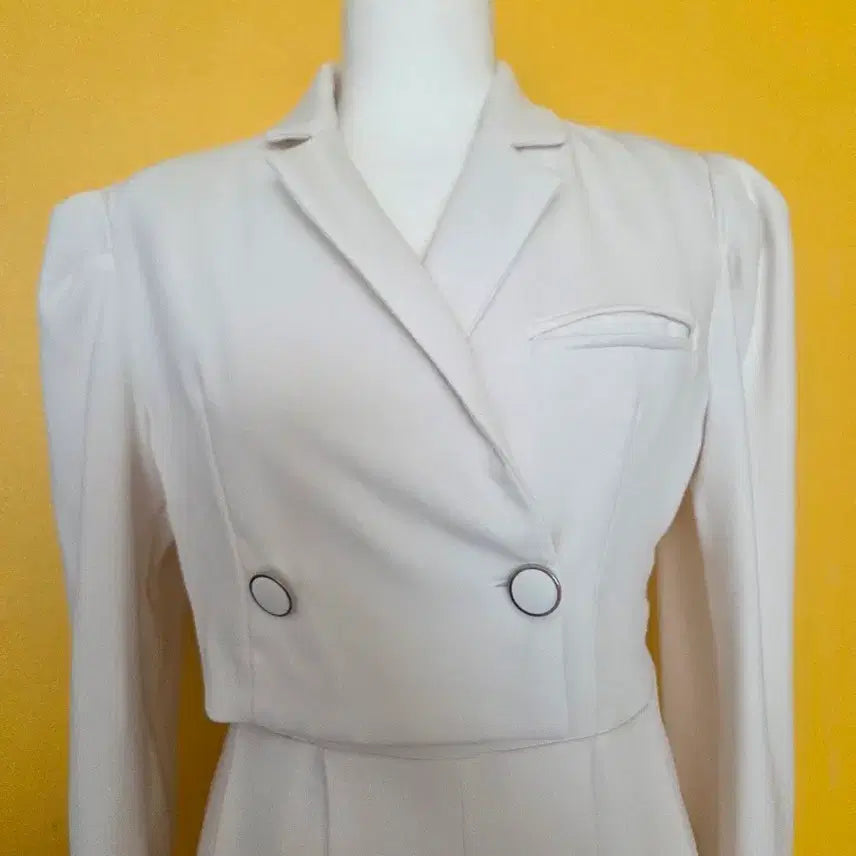 [BUNJANG] Jullog Cream Wide Jumpsuit M / 줄로그 크림색 와이드 점프슈트 M