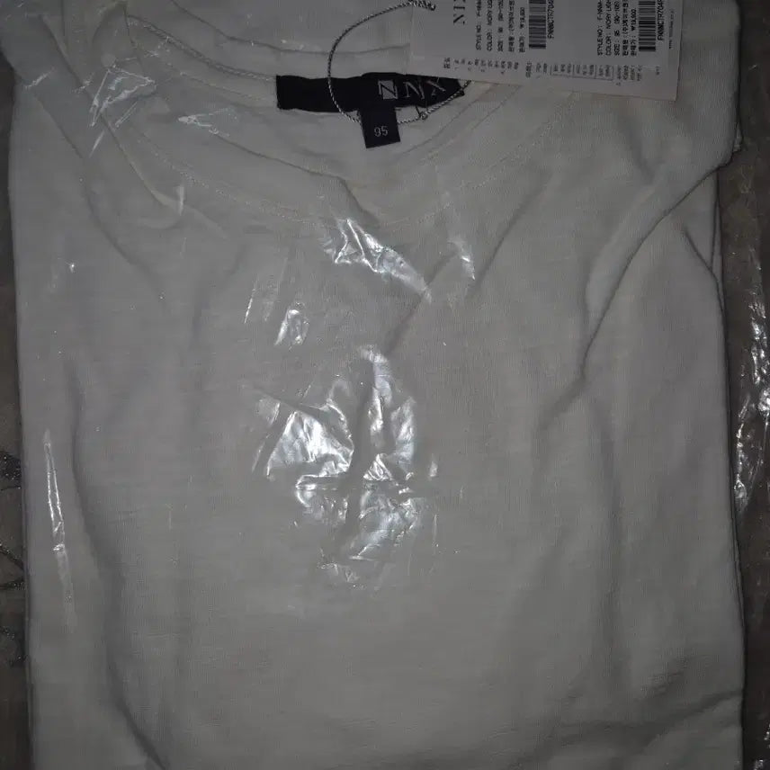[BUNJANG] NIX Ivory Short-Sleeve T-Shirt Size 95 / NIX 아이보리 반팔 티셔츠 95