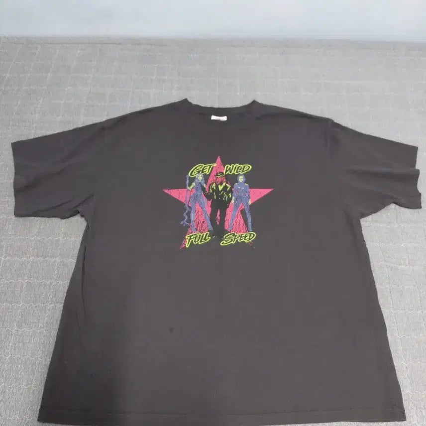 [BUNJANG] SUNMOONSTAR "GET WILD FULL SPEED" Graphic T-Shirt Charcoal XL / SUNMOONSTAR 씨티헌터 그래픽티셔츠