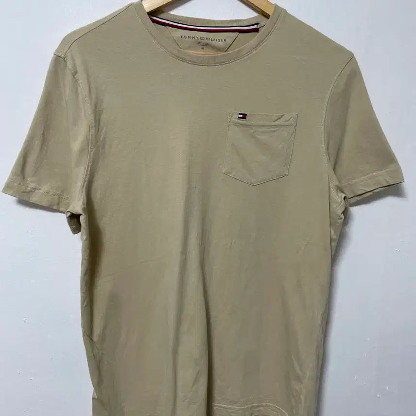 [BUNJANG] Tommy Hilfiger 95 Pocket Loose Fit T-Shirt / 95 타미힐피거 포켓 루즈핏 반팔티 정품