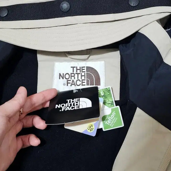 [BUNJANG] The North Face White Label Windbreaker Jacket Beige L (100) / (새상품)노스페이스 화이트라벨 바람막이 자켓 L(100)