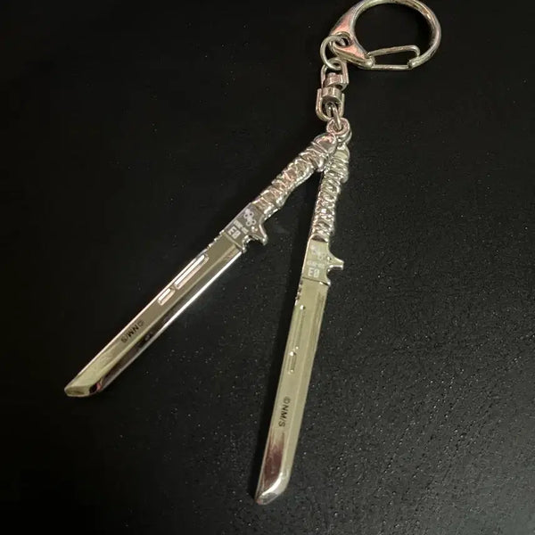 [BUNJANG] Kaiju No. 8 Hoshina Weapon Keychain (Unsealed) / 괴수8호 원화전 호시나 무기 키링 개봉품