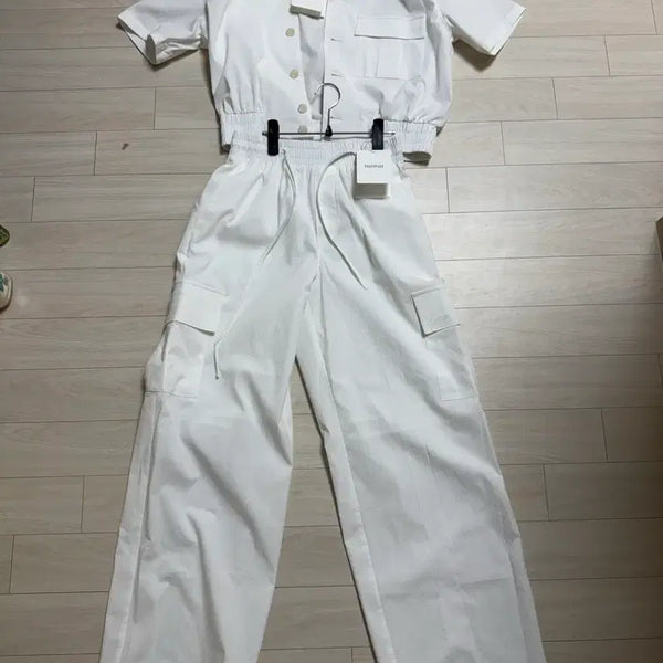 [BUNJANG] Normor Essential Air Short Jacket & Cargo Pants Set / 새상품셋업)원가15.8만원 노머 normor 에센셜 에어숏자켓, 카고