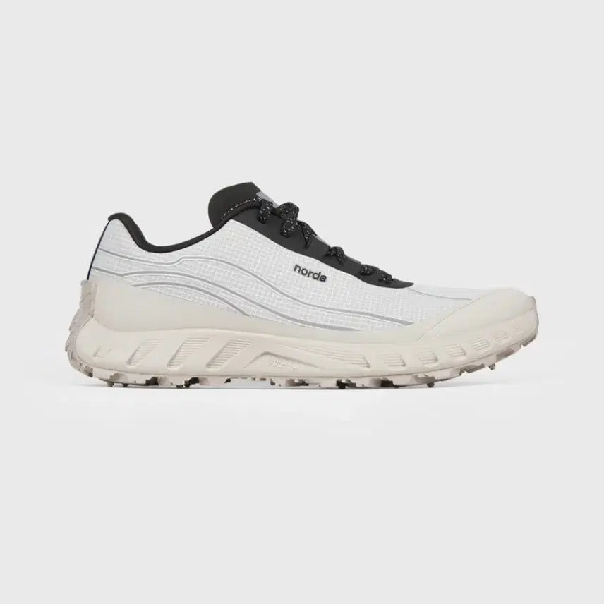 [BUNJANG] Norda 002 Cinder Women's Sneakers Size 7 / 노다 NORDA 002 신더 W 7
