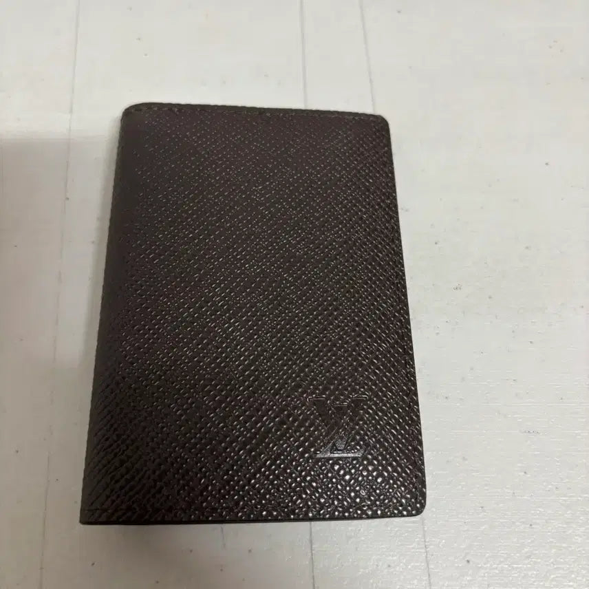 [BUNJANG] Louis Vuitton Taiga Organizer de Poche / 루이비통 타이가 오거나이저 드 포슈