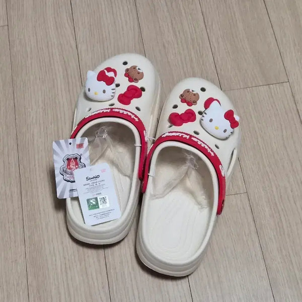 [BUNJANG] Hello Kitty Crocs (250mm) / 헬로키티 크록스(250mm)