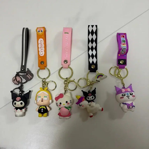 [BUNJANG] Hello Kitty Kuromi Unicorn Crayon Shin-chan Keychain Set / 키링 세트 헬로키티 쿠로미 유니콘 짱구 열쇠고리