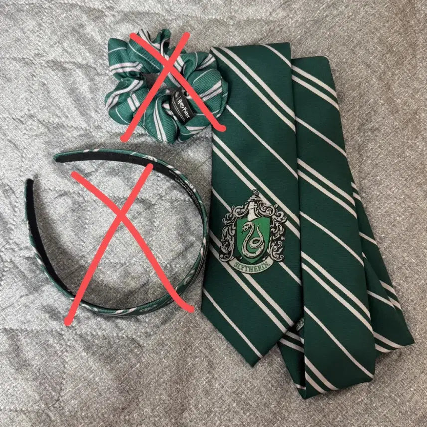 [BUNJANG] Harry Potter Authentic Slytherin Tie / 해리포터 정품 슬리데린 넥타이