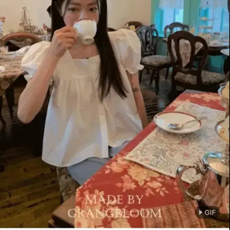 [BUNJANG] Grand Bloom Puff Shirring Blouse / 그랑블룸 퍼프 셔링 블라우스