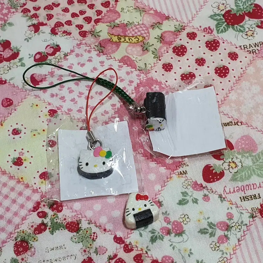 [BUNJANG] Hello Kitty Gimbap & Jumeokbap Strap Set (3 pieces) / 고전 키티 김밥 주먹밥 스트랩 3개 일괄