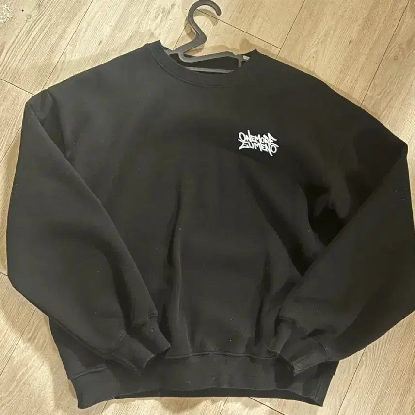 [BUNJANG] Elemecno Sweatshirt Black / 엘리메노 맨투맨