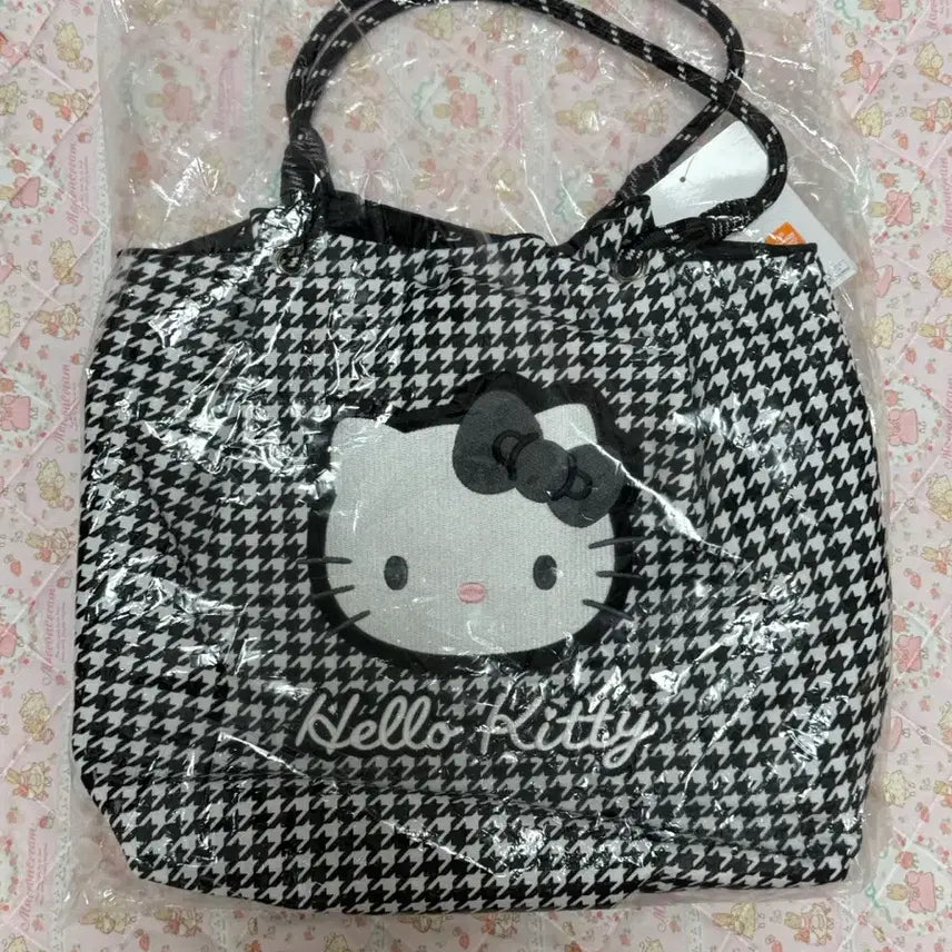 [BUNJANG] Hello Kitty Monotone Bag / 헬로키티 모노톤 가방