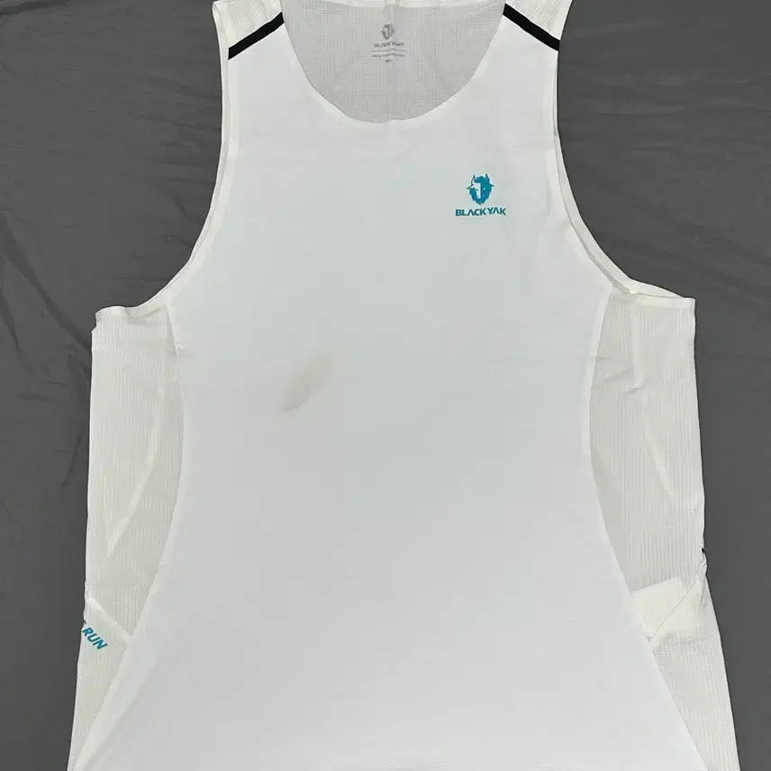 [BUNJANG] Black Yak Alpine Run Ultra Singlet (Size 100) / A급) 블랙야크 알파인런 울트라 싱글렛 100사이즈