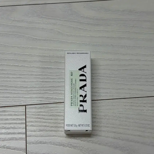 [BUNJANG] Prada Monochrome Hyper Matte Lipstick R27 Rubino / 프라다 모노크롬 하이퍼 매트 립스틱 R27 루비노
