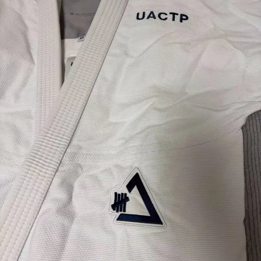 [BUNJANG] Undefeated Jiu-Jitsu Gi White A3 / 언디핏 주짓수도복 화이트 A3