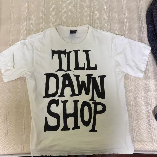 [BUNJANG] Tilden Short Sleeve T-Shirt / 틸던반팔