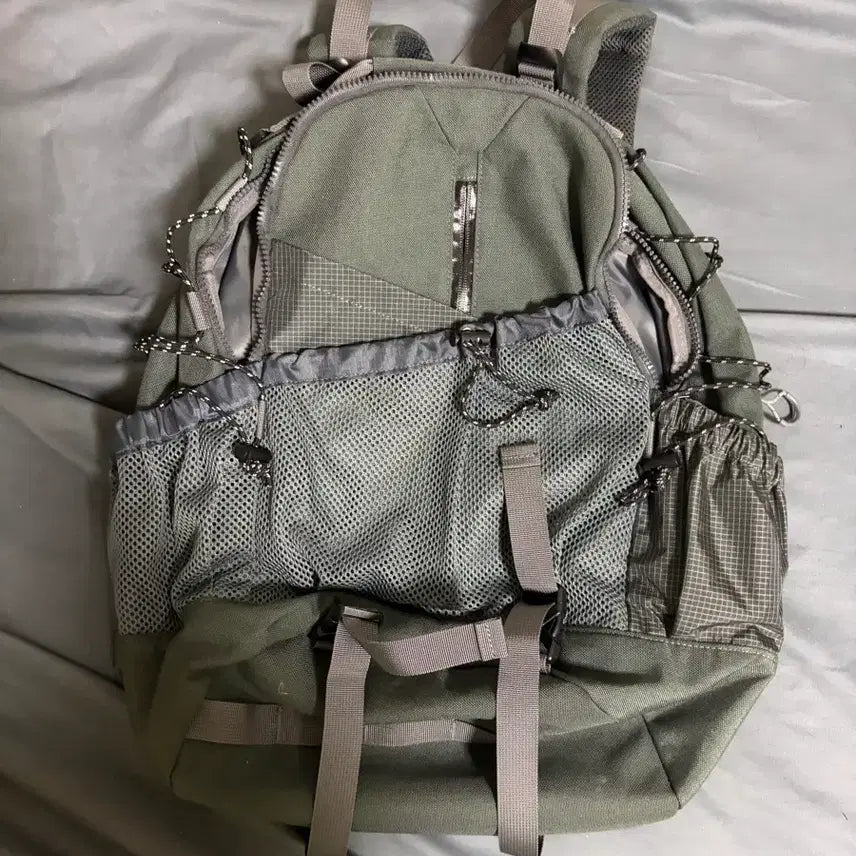 [BUNJANG] City Boy / Cat Street Style Backpack / 시티보이룩/캐트릿 백팩