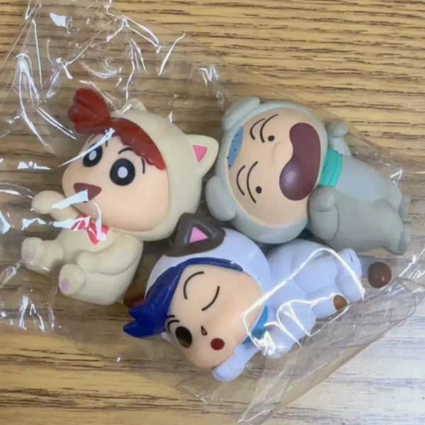 [BUNJANG] Crayon Shin-chan Cat Costume Cosplay Gacha Figure Set / 짱구는 못말려 고양이 옷 코스프레 피규어 가챠 3종 세트