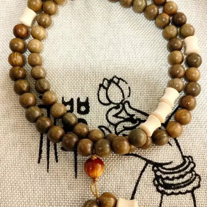 [BUNJANG] Nokdan 60th Anniversary Prayer Beads with Stone Pendant / 녹단 60주 염주 (향: 중)
