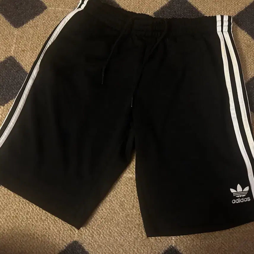[BUNJANG] Adidas Firebird Shorts / 아디다스 파이어버드 반바지 숏츠