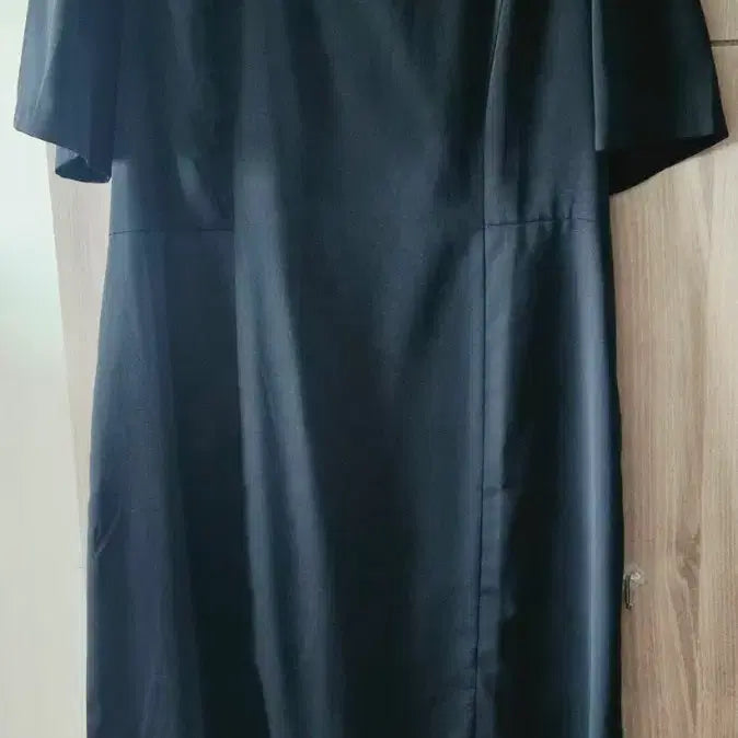 [BUNJANG] Simple Black Square Neck Short Sleeve Midi Dress / 심플 블랙 스퀘어넥 반팔 원피스