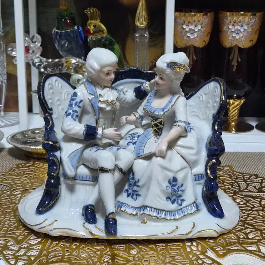 [BUNJANG] Antique Imperial Porcelain Lovers Figurine / 앤틱 임페리얼 포슬린 연인 장식품