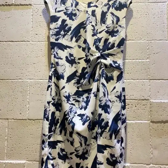 [BUNJANG] KLBae Rin Flower Print Twisted Dress / KL바이린 플라워 나염 꼬임 원피스66