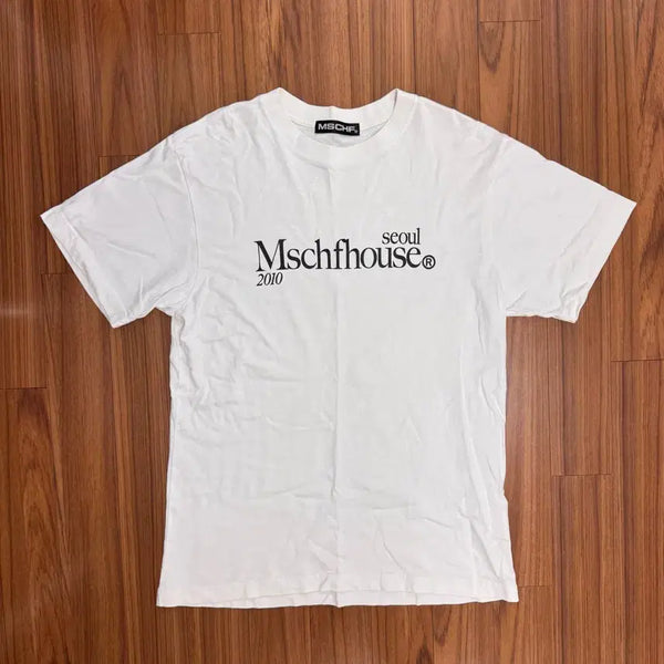 [BUNJANG] Mischief House T-Shirt (White) / 미스치프 하우스 티셔츠(화이트)