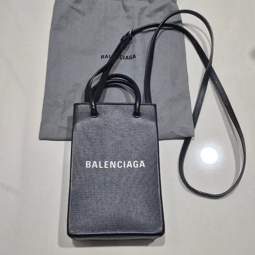 [BUNJANG] Balenciaga Phone Holder Bag / 발렌시아가 폰 홀더백