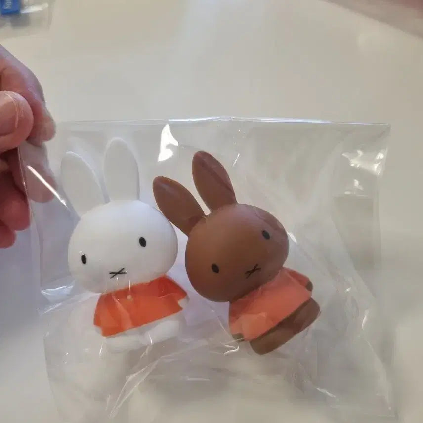 [BUNJANG] Miffy & Melanie Finger Puppet Figure Set / 미피,멜라니 피규어 세트