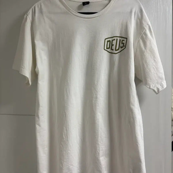 [BUNJANG] Deus Ex Machina Seoul Samcheong College T-Shirt White L / 데우스 서울 삼청 콜리지 반팔티 화이트 L