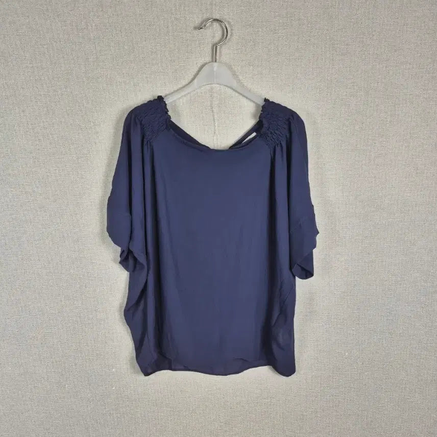 [BUNJANG] Navy Chiffon Blouse with Back Ribbon and Shoulder Banding / (#66,66반추천/F)네이비 뒷리본 어깨밴딩 쉬폰 블라우스