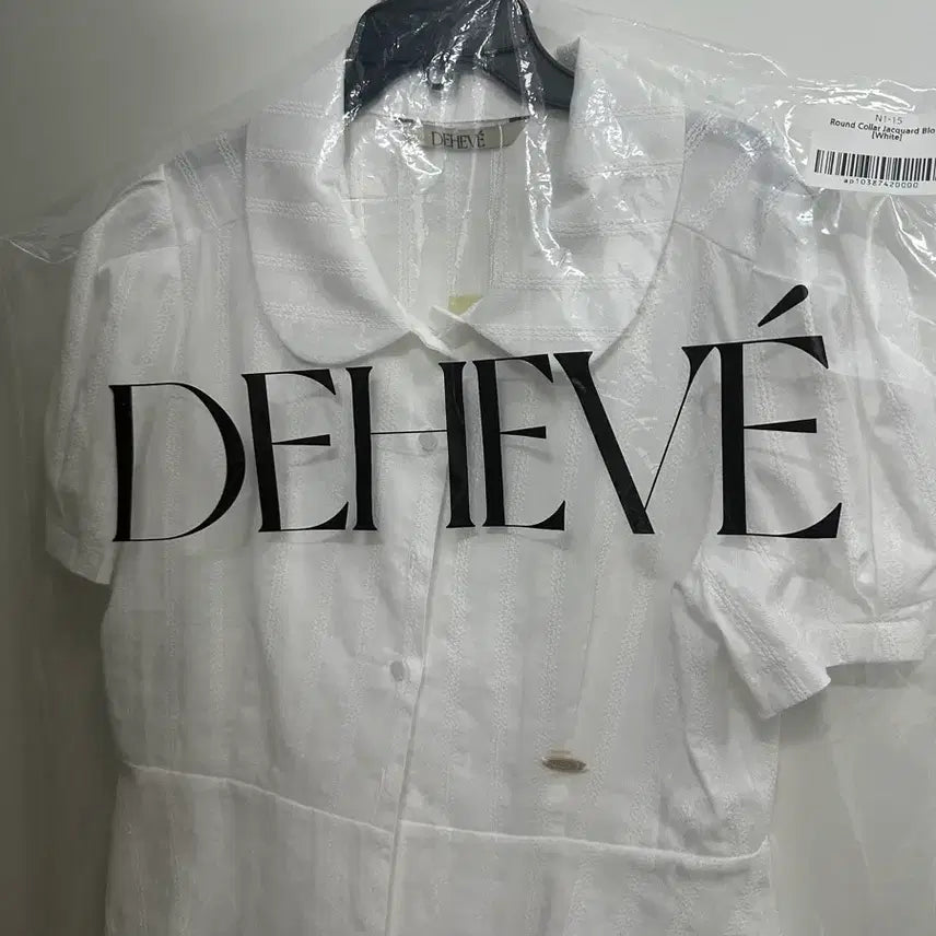 [BUNJANG] Dehebe Round Collar Jacquard Blouse White / 드헤베 > Round Collar Jacquard Blouse