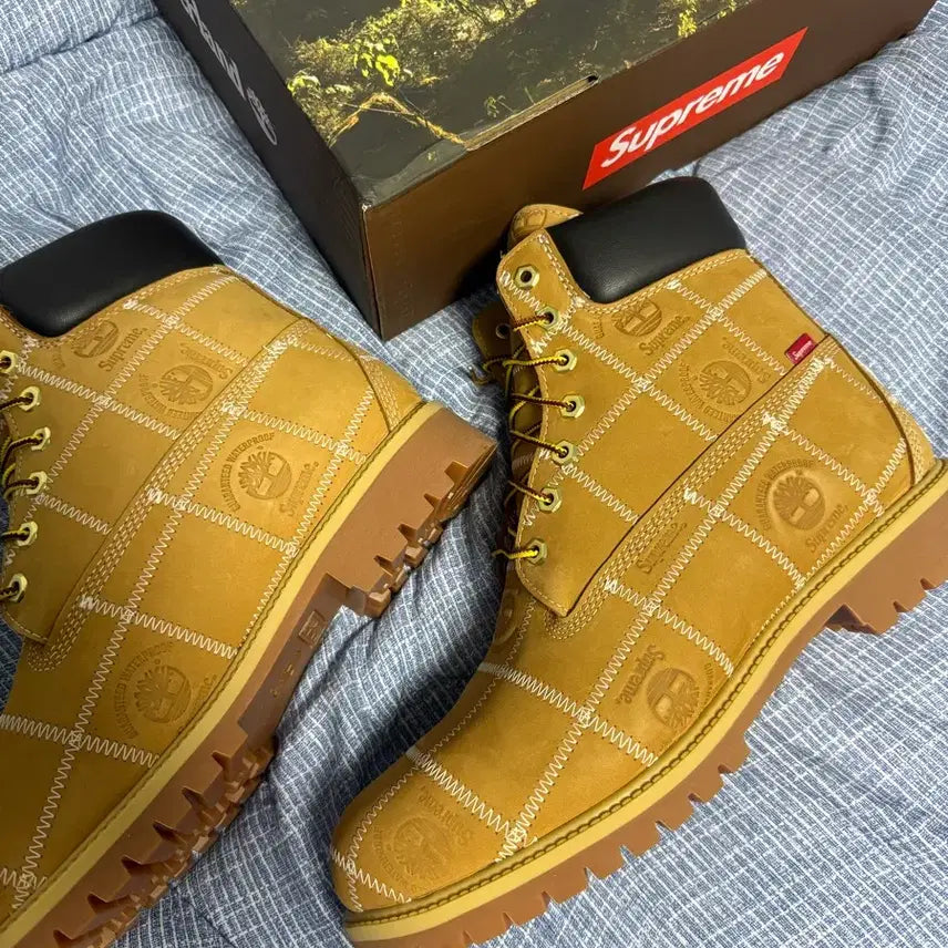 [BUNJANG] Timberland x Supreme Patchwork 6-Inch Waterproof Boots / [300] 팀버랜드 x 슈프림 패치워크 6인치 워터프루프 부츠 위트