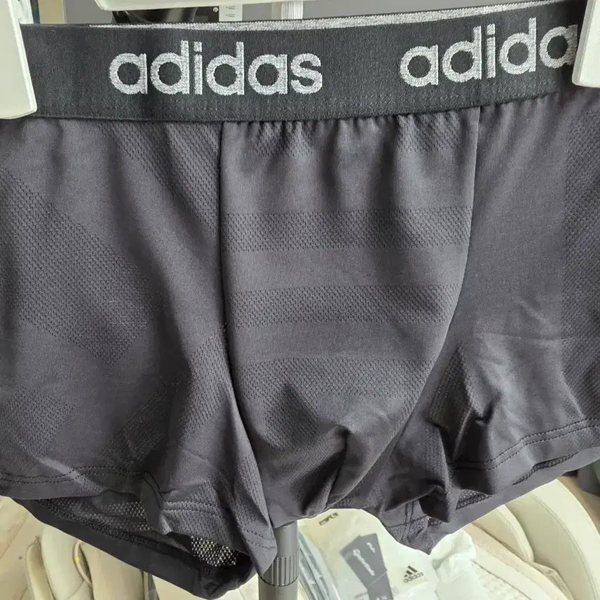 [BUNJANG] Adidas Drawstring Black Shorts / 아디다스 드로즈 블랙