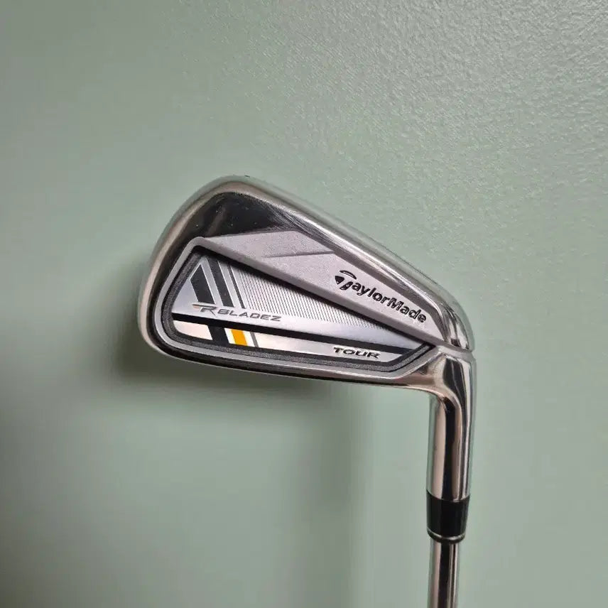[BUNJANG] TaylorMade R Blade Tour Iron Set (4-P) S200 / 테일러메이드 R BLADE TOUR 아이언세트 (4-P) S200
