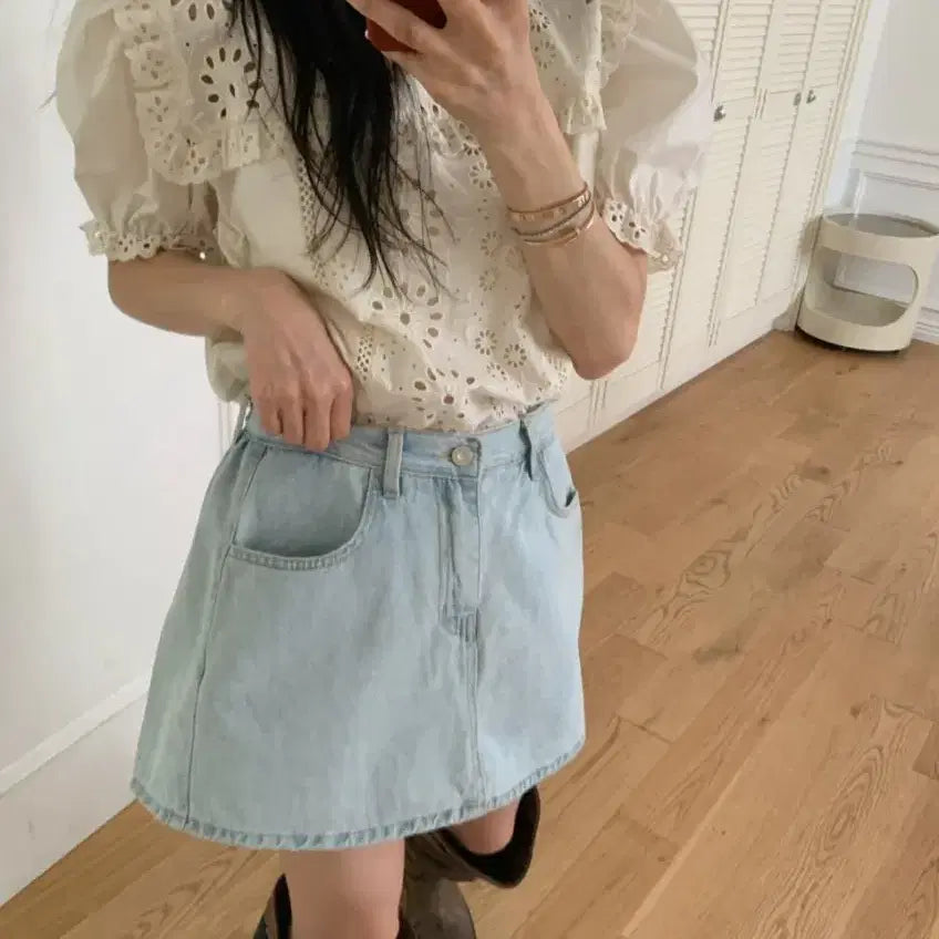 [BUNJANG] Flow Punching Blouse / 플로우 펀칭 블라우스