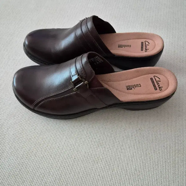 [BUNJANG] Clarks Leather Mules Women's Size 255 / 클락스 가죽 뮬 255