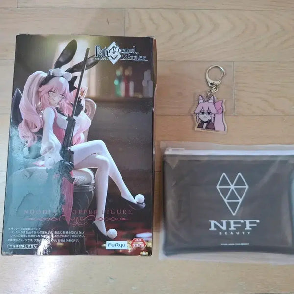 [BUNJANG] Fate/Grand Order Koyanskaya Noodle Stopper Figure Bundle Set with Keychain and Pouch / 페그오 코얀스카야 누들 스토퍼 + 키링 + 파우치 일괄