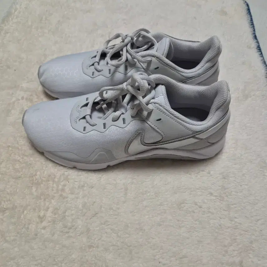 [BUNJANG] Nike Women's Sneakers / 나이키 여성 운동화