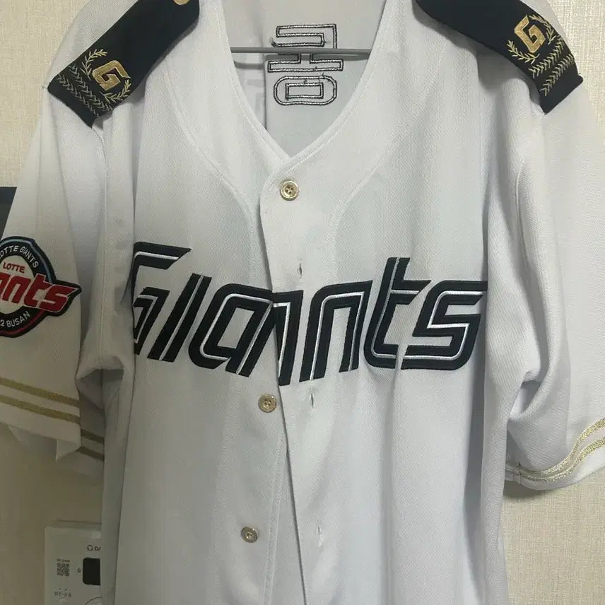 [BUNJANG] Lotte Giants 2024 Navy Military Authentic Jersey / 롯데자이언츠 24년도 해군 밀리터리 어센틱 판매합니다