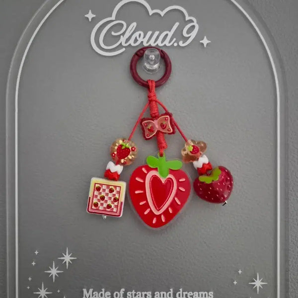 [BUNJANG] Handmade Strawberry Keyring / 핸드메이드 딸기 키링