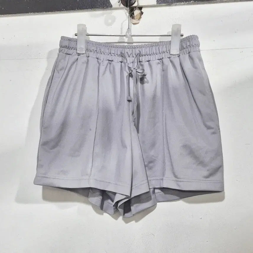 [BUNJANG] Matinkim 24SS Steering Banding Shorts Grey / 마뗑킴 밴딩 숏팬츠  그레이 24 ss