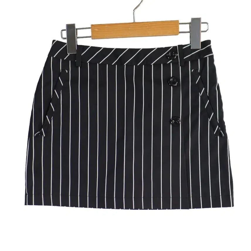 [BUNJANG] Titleist Golf Skort Skirt Pants - Size 64, Stripe Pattern / Titleist 타이틀리스트 골프 치마바지 64 스트라이프